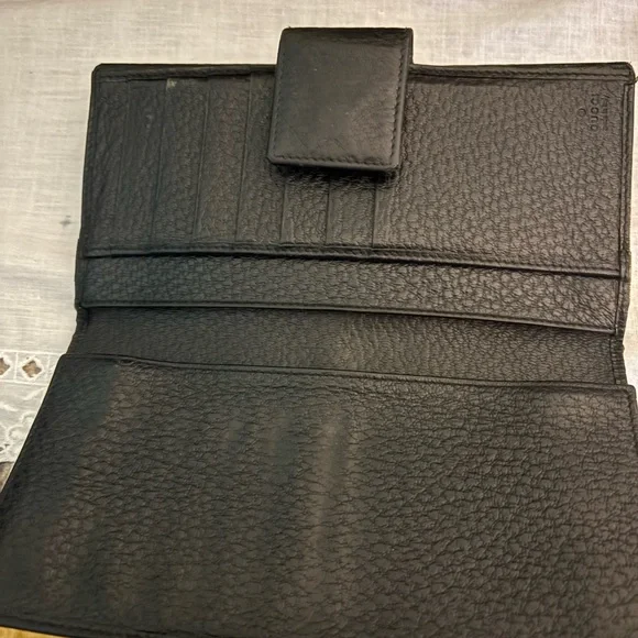 Gucci good used condition black wallet. Price drop FINAL - Picture 6 of 12